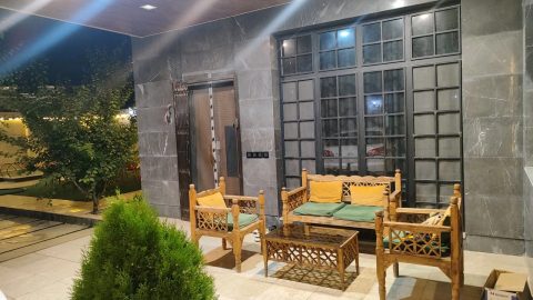 استخردار آبگرم باصفا با فوتبال دستی