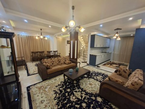 استخردار آبگرم اکباتان با سونا