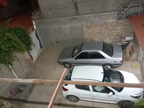 خرقانی - حیاط