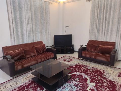 استخردار آبگرم سپید