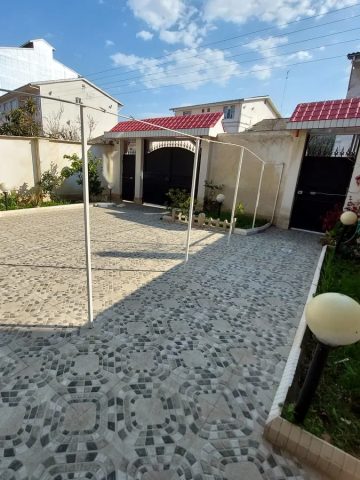 نزدیک بازارچه